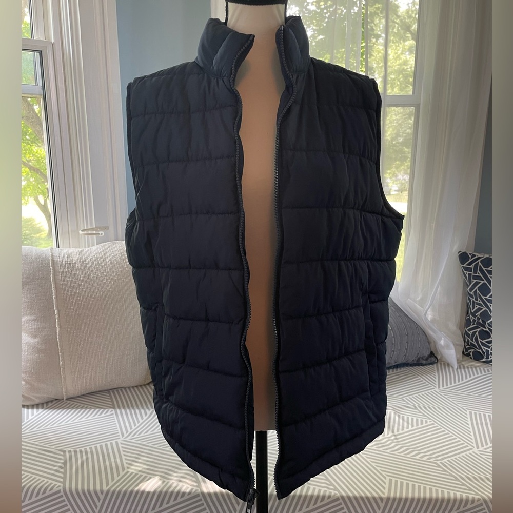 Women’s Navy GAP Puffer Vest | Size S